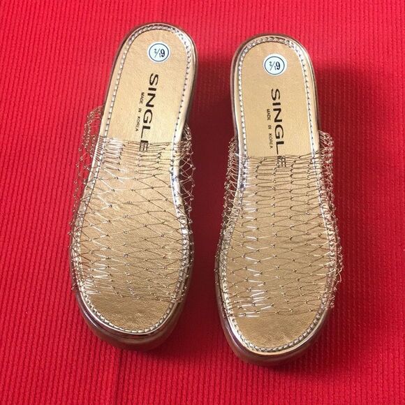 SINGLE SHOES - Picture 2 of 7